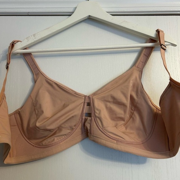 36DD Spanx Bra Wirefree - Picture 8 of 8